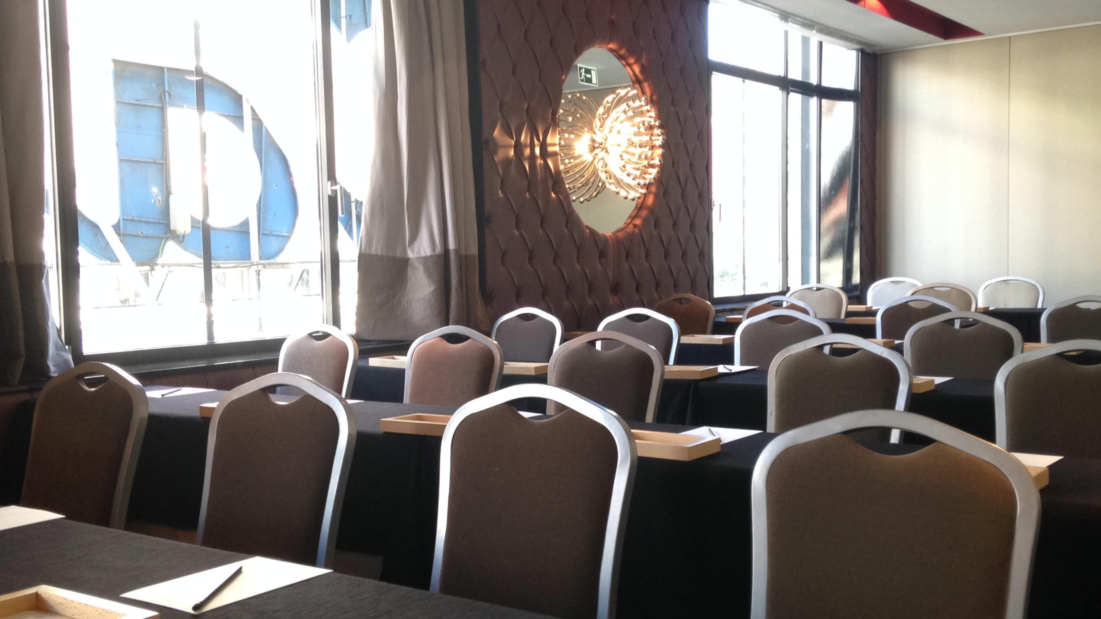 芬奇国会大厦酒店4*
